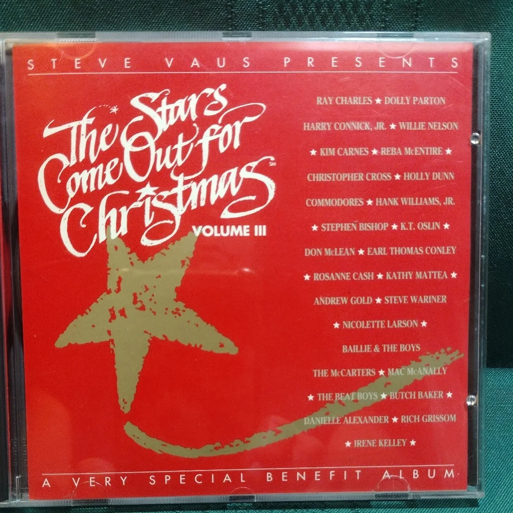 ⭐ BOGO ⭐ The Stars Come Out For Christmas CD - Picture 1 of 4